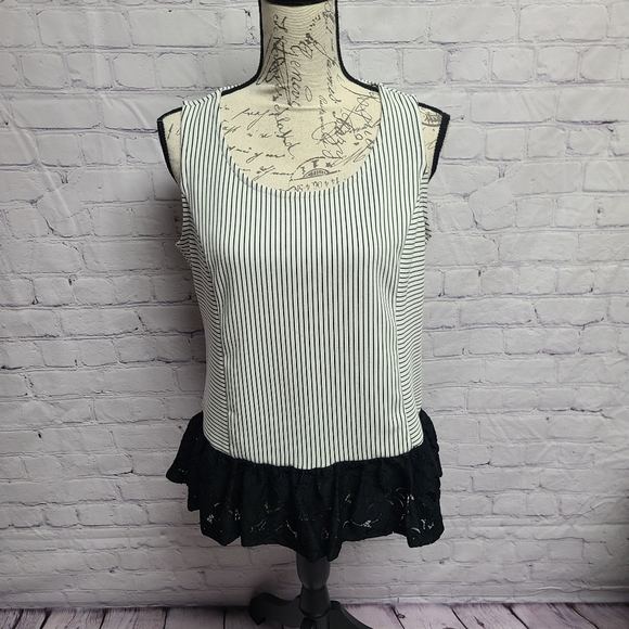 Size large tops. Cable and Guage, Liz Lang, APT 9  073 - Picture 2 of 4